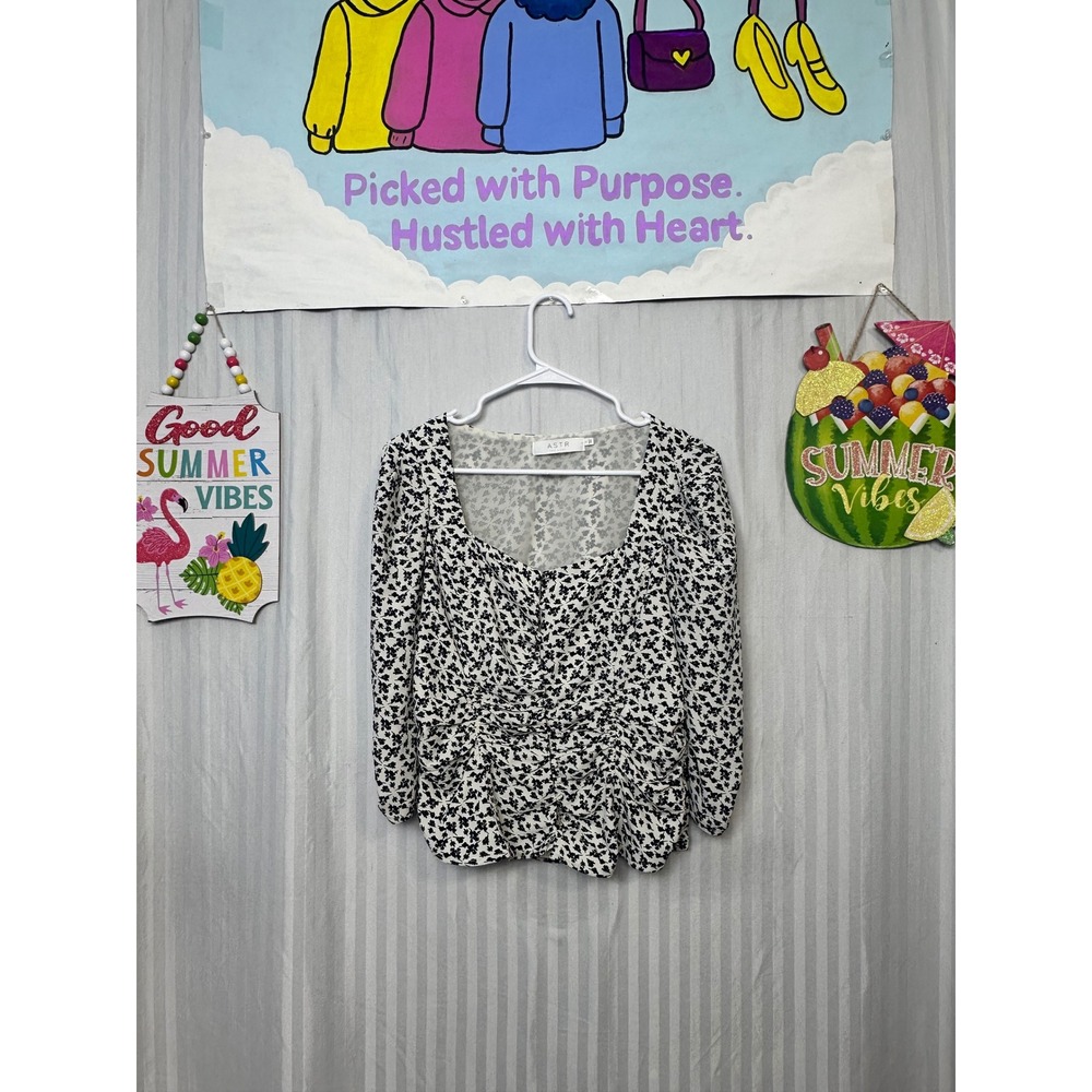 ASTR the Label Black White Floral Ruched Square Neck Long Sleeve Blouse Large